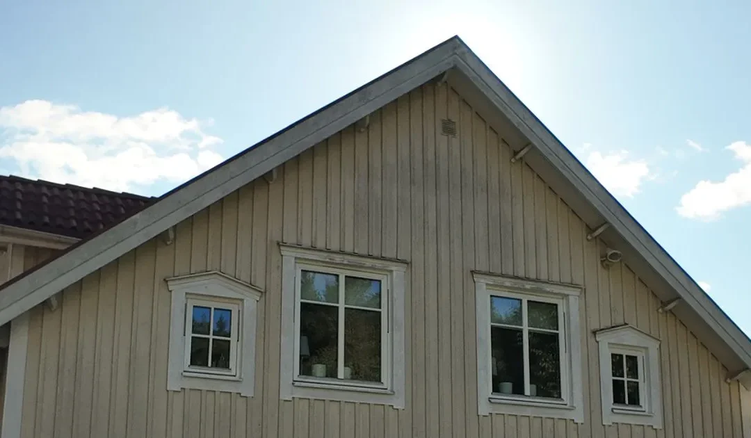 Behöver du byta vindskiva på ditt tak?